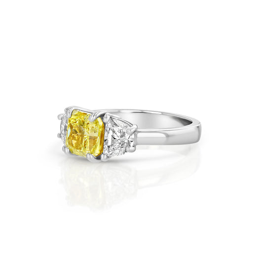 Reve - Trio Ring - The Gem Creation 2